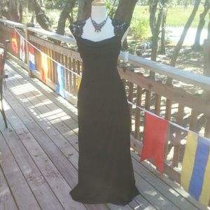 NWT Cap/lace sleeve long jersey gown